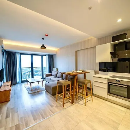 Allure Towers 213 דירה