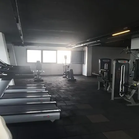 Allure Towers 213 דירה